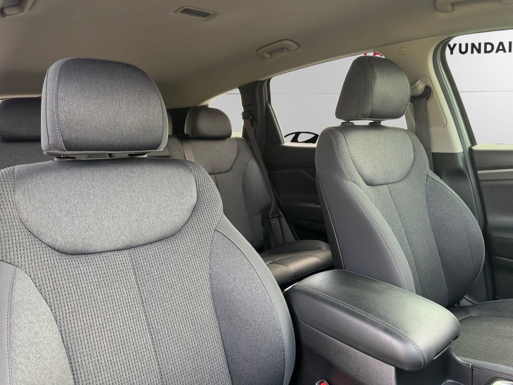 Used 2019 Hyundai Santa Fe SEL AWD/4WD image 13