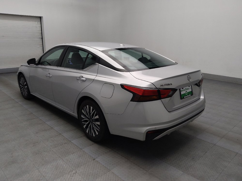 Used 2024 Nissan Altima 2.5 SV image 5