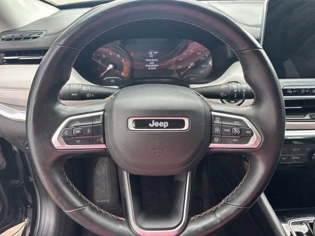 Used 2022 Jeep Compass Limited AWD/4WD image 16