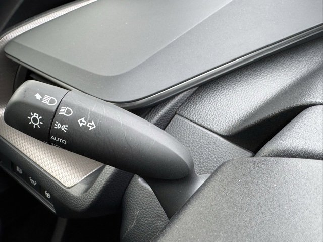 Certified 2024 Toyota Prius XLE image 31