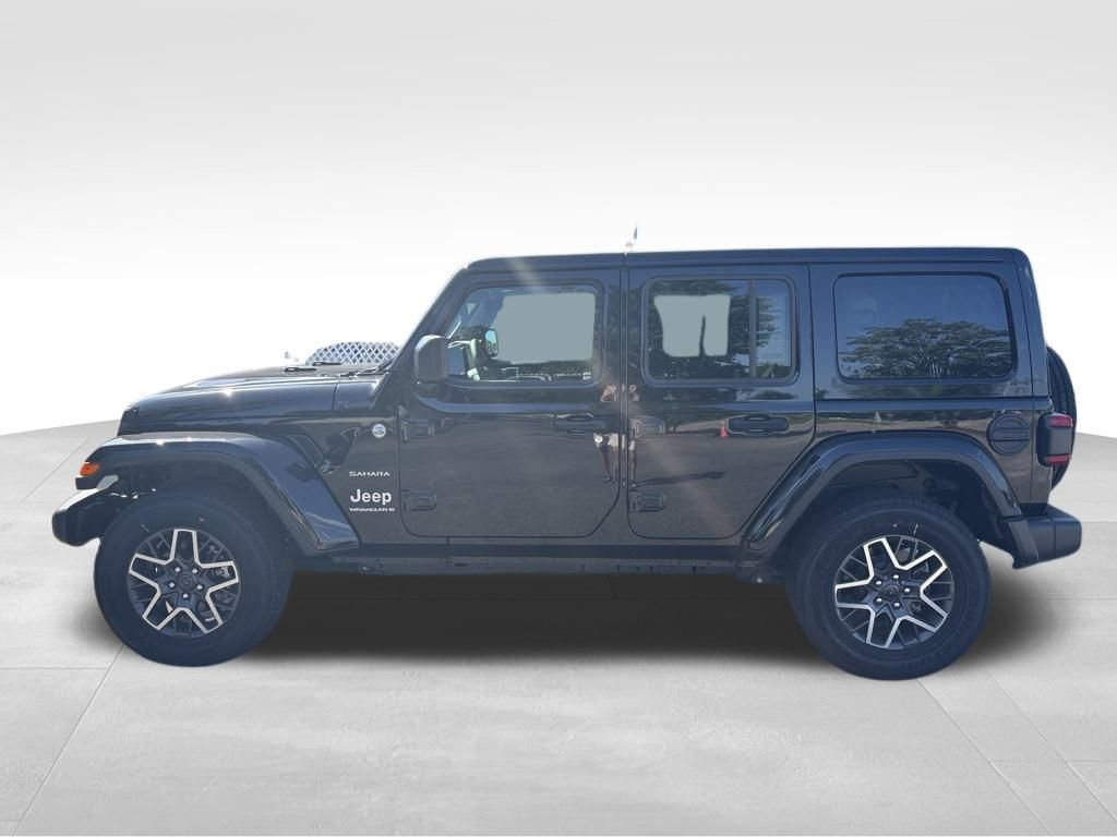 Used 2024 Jeep Wrangler Sahara image 3