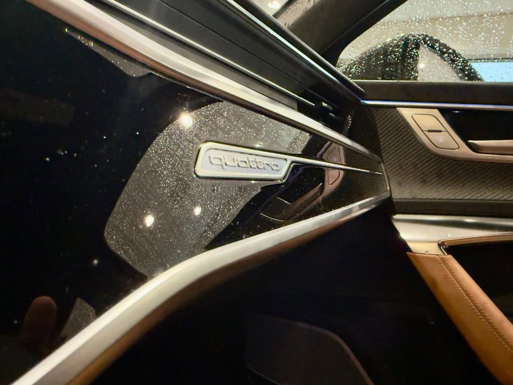 Used 2023 Audi RS 6 w/ Carbon Optic Package image 13