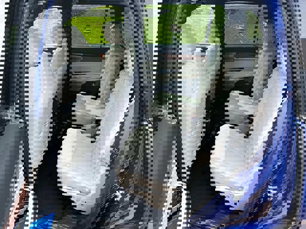 New 2026 Cadillac Vistiq Sport image 17