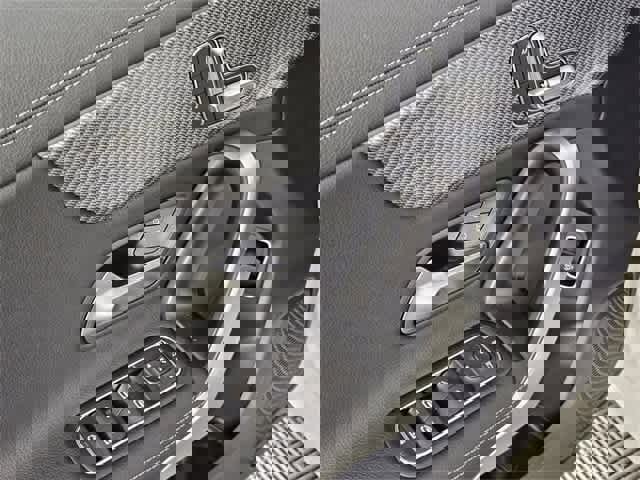 Certified 2025 Mercedes-Benz CLA 250 4MATIC image 17