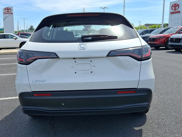 Certified 2024 Honda HR-V LX image 5