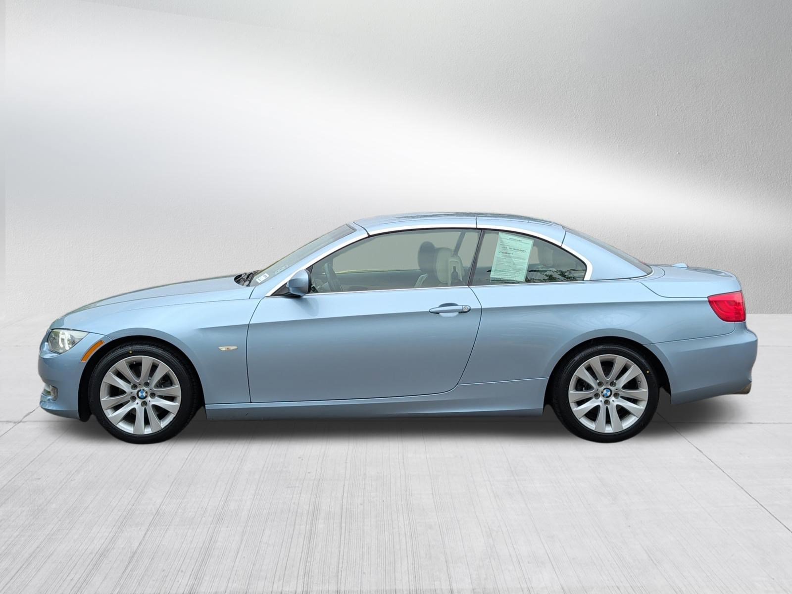 Used 2013 BMW 328i Convertible RWD image 4