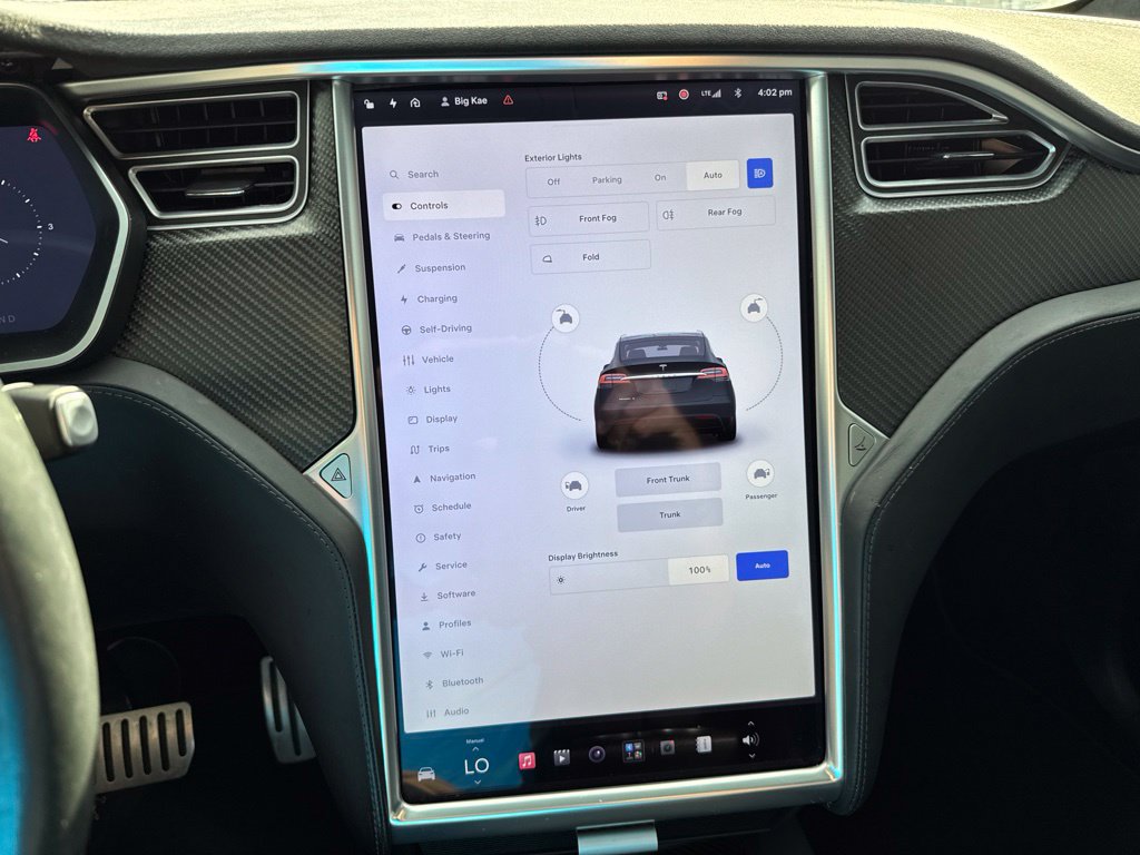 Used 2017 Tesla Model X 75D AWD/4WD image 22