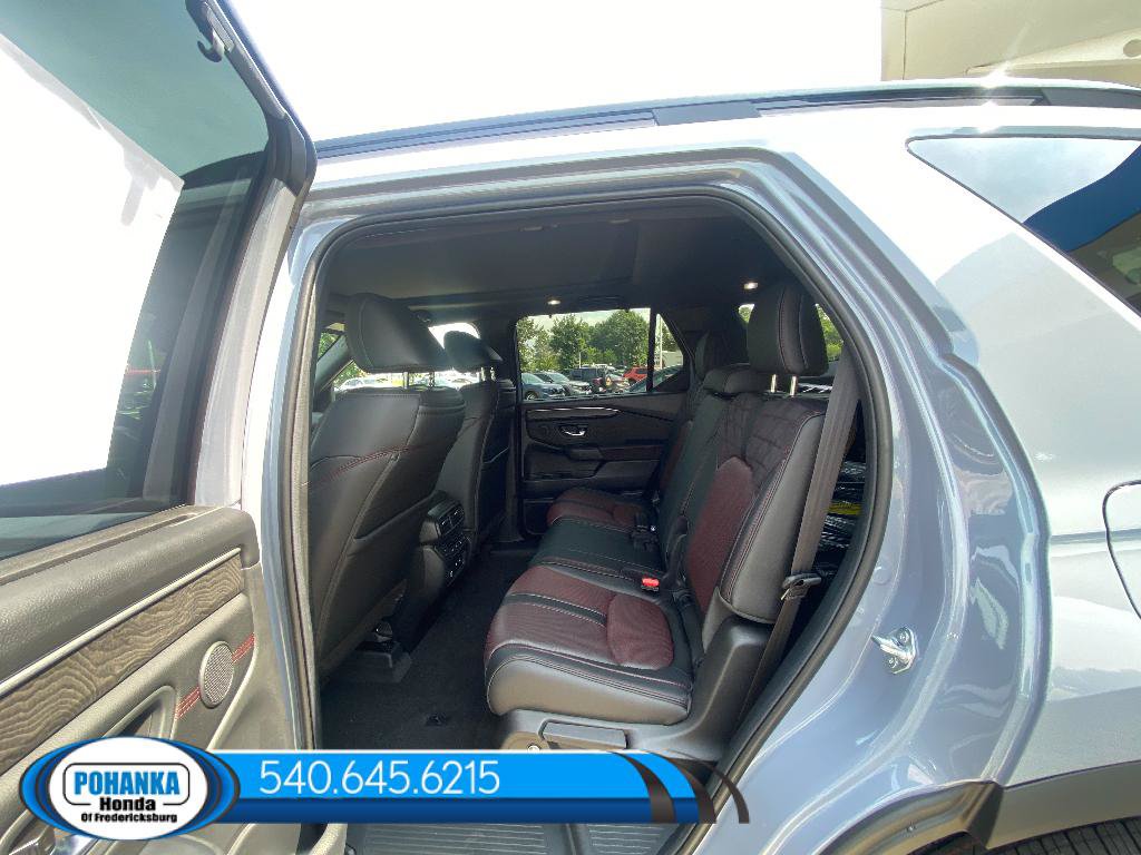 New 2026 Honda Pilot Black Edition image 16