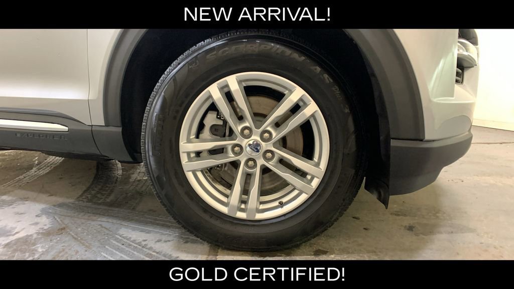 Used 2022 Ford Explorer XLT w/ Equipment Group 202A AWD/4WD image 9