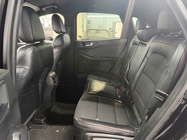Used 2023 Ford Escape ST-Line w/ Tech Pack #1 AWD/4WD image 8