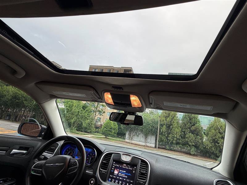 Used 2019 Chrysler 300 Touring w/ Sport Appearance Package RWD image 30