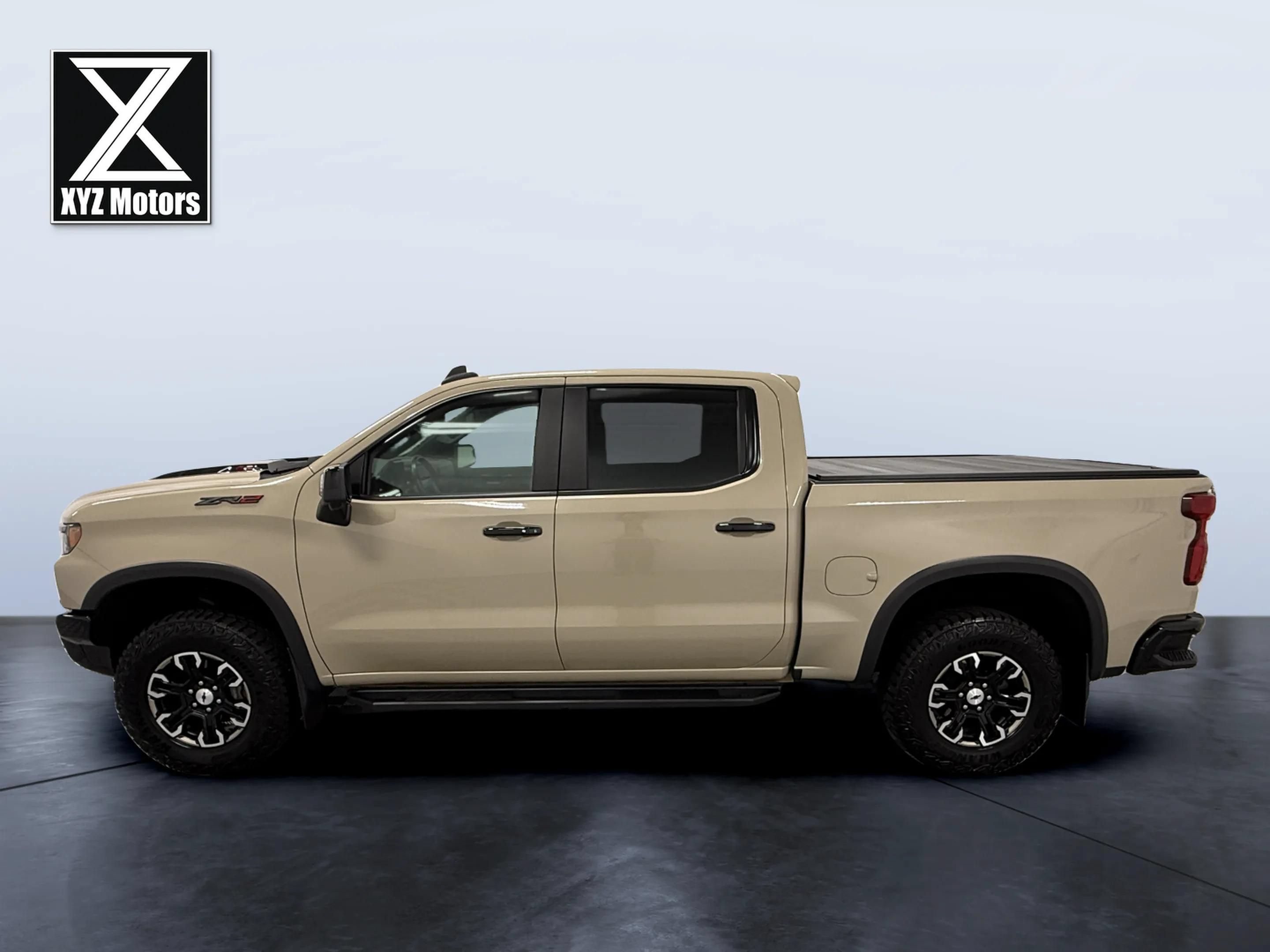Used 2022 Chevrolet Silverado 1500 ZR2 w/ Technology Package AWD/4WD image 3