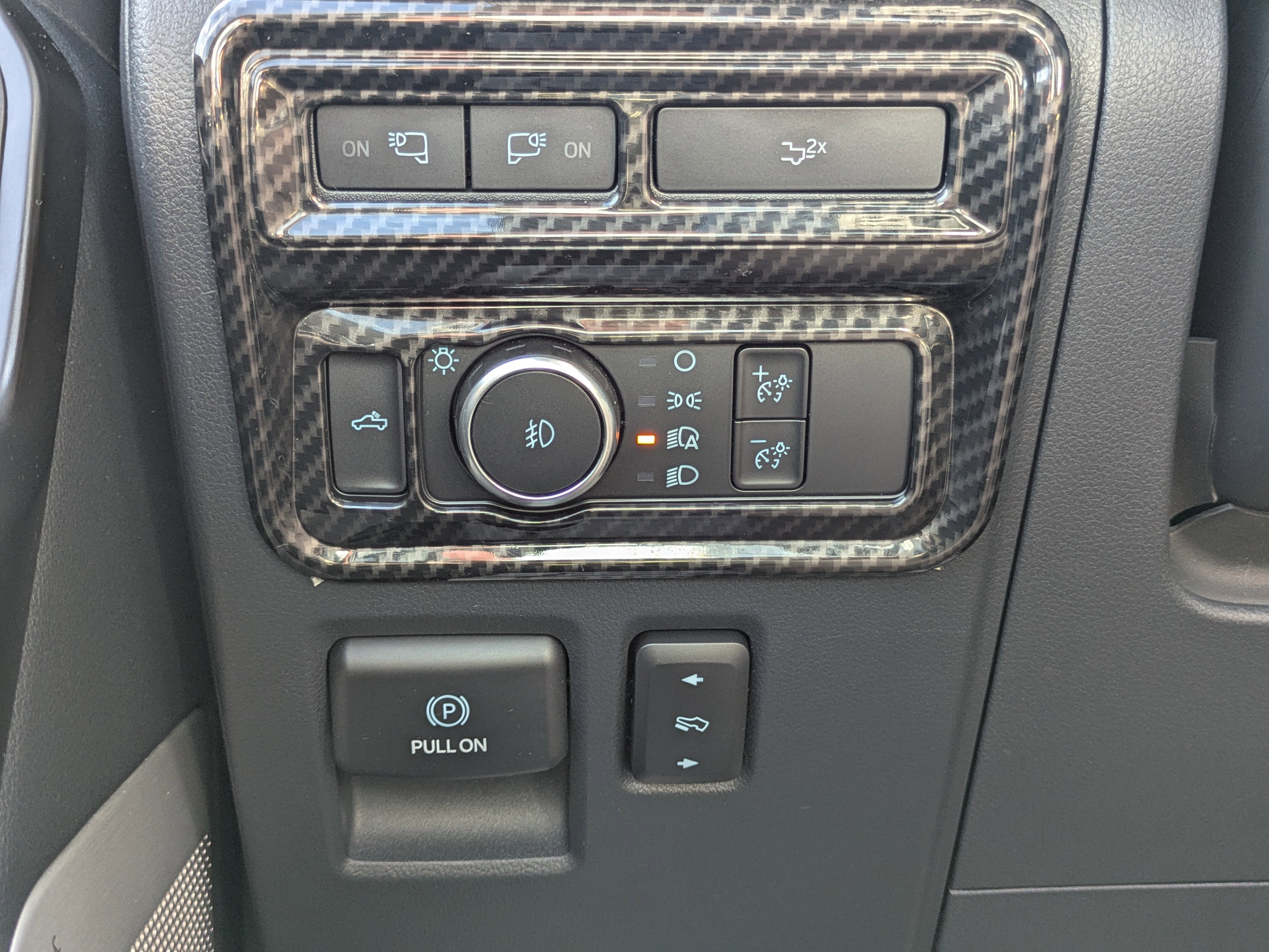 Used 2022 Ford F150 Raptor w/ Raptor 37 Performance Package image 21