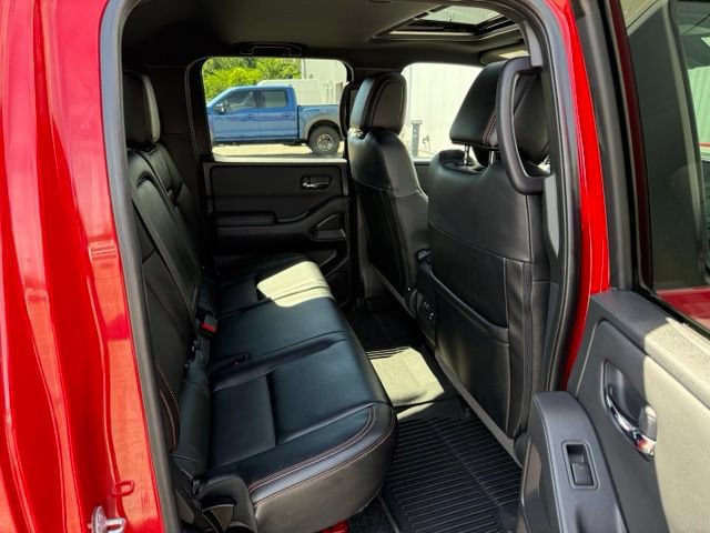 Used 2024 Nissan Frontier PRO-4X w/ Pro Premium Package AWD/4WD image 29