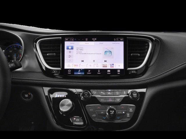 New 2026 Chrysler Pacifica Select FWD image 14