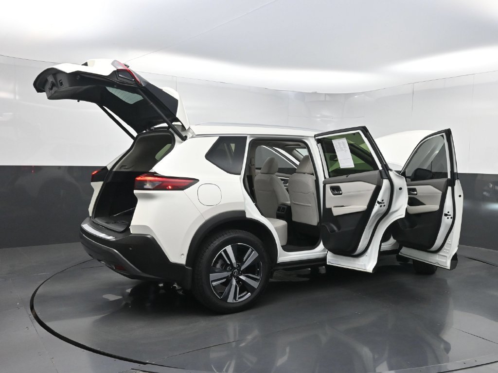 Used 2023 Nissan Rogue SL w/ SL Premium Package FWD image 40