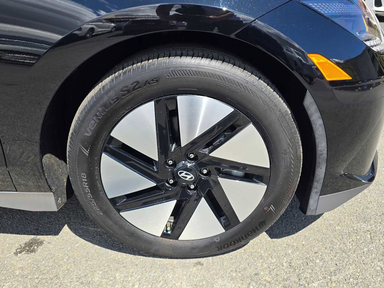 Used 2024 Hyundai Ioniq 6 SE image 9