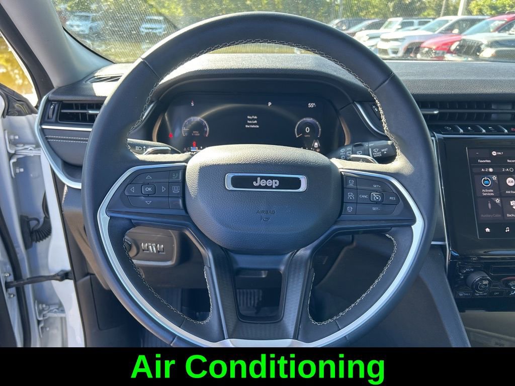 Certified 2023 Jeep Grand Cherokee L Laredo image 17