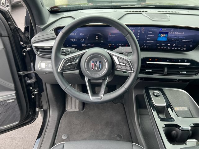 Certified 2025 Buick Enclave Preferred AWD/4WD image 13