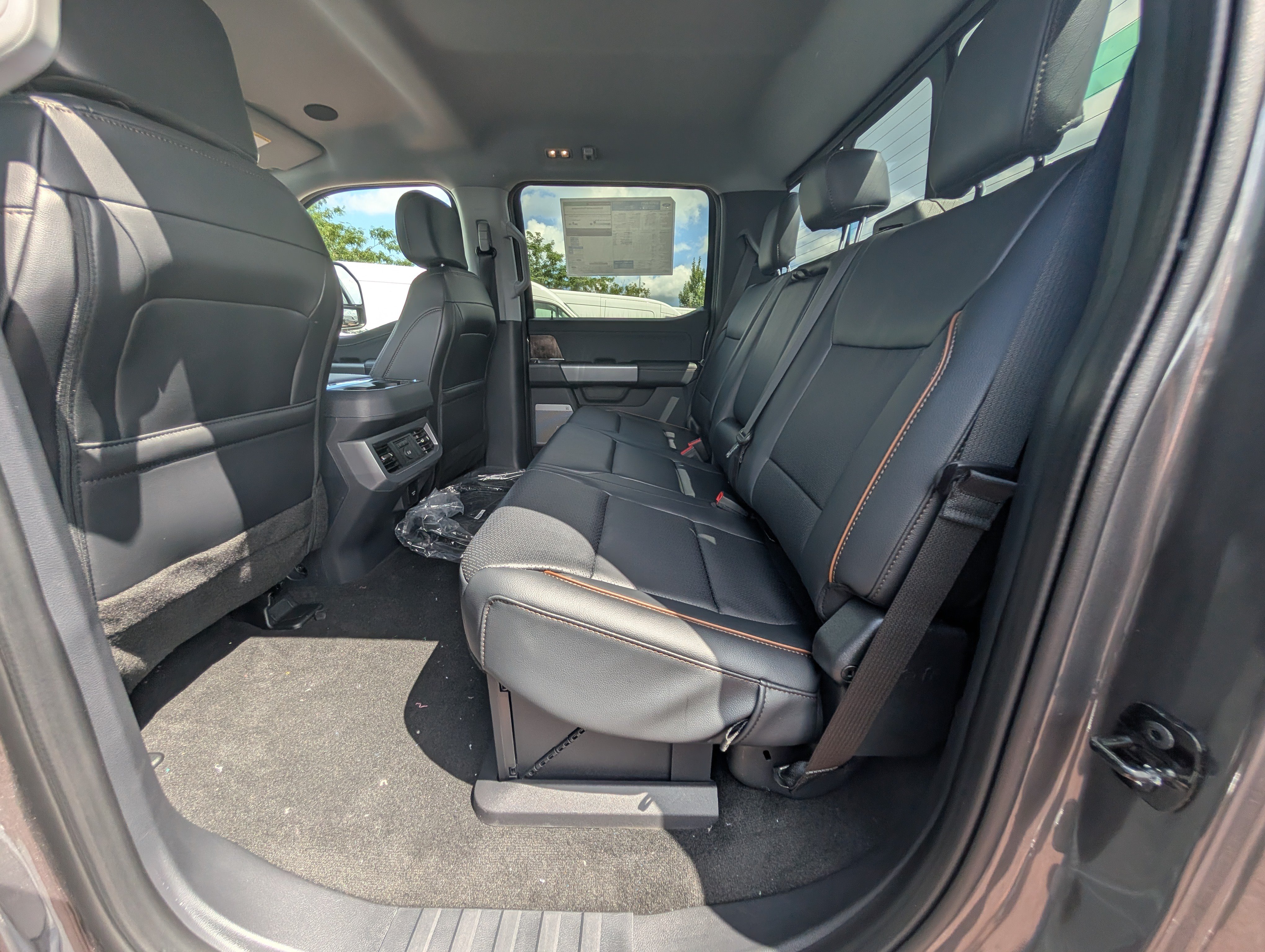 New 2026 Ford F250 Lariat w/ Tremor Off-Road Package AWD/4WD image 10