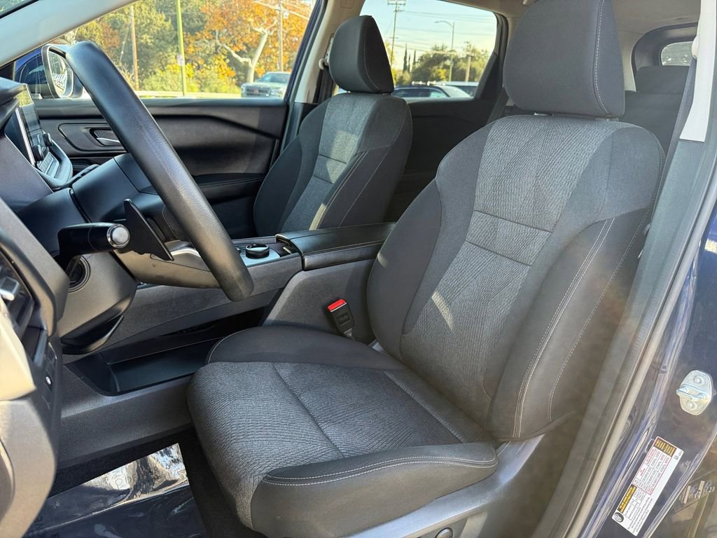 Used 2024 Nissan Rogue SV image 13