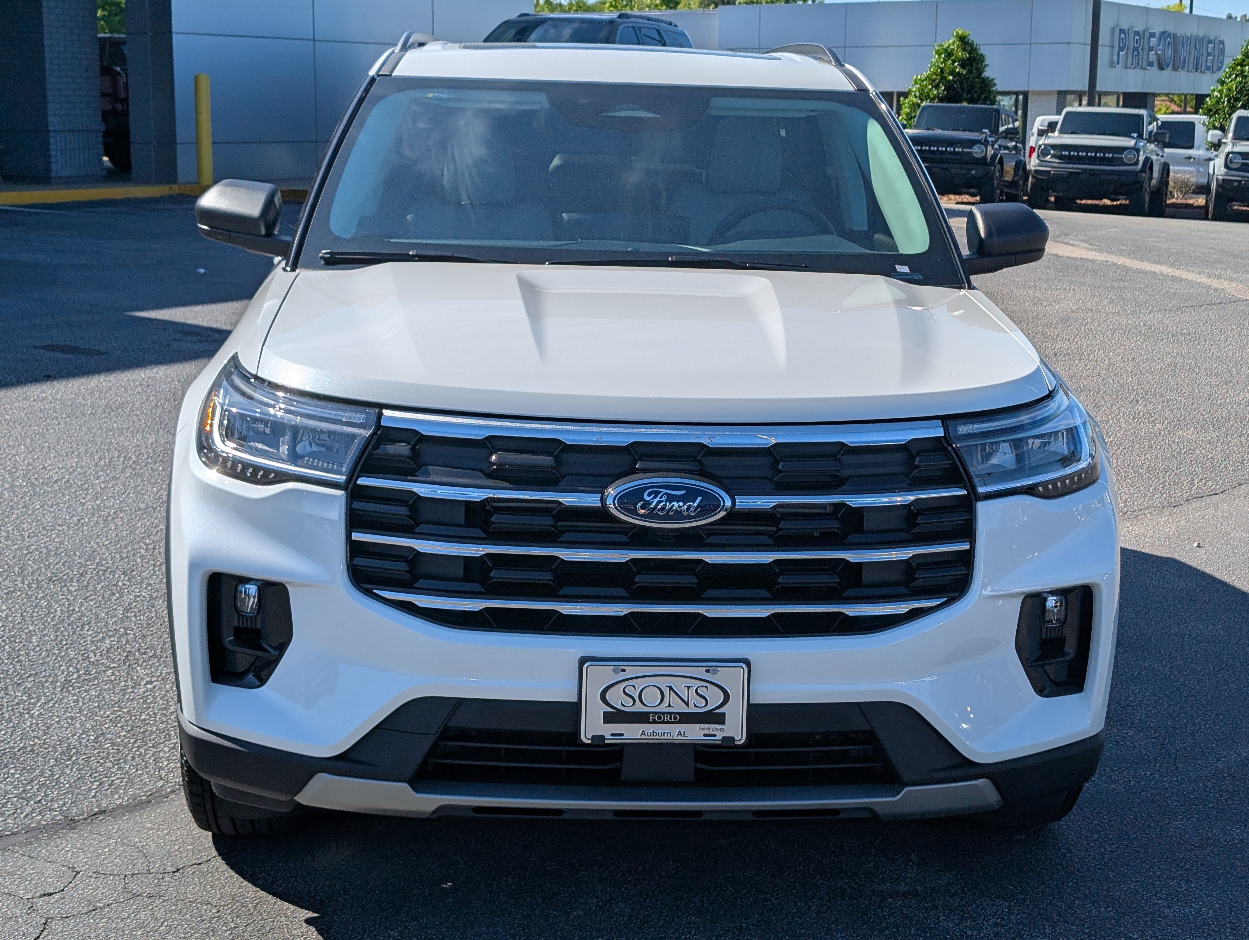 New 2026 Ford Explorer Active w/ Active Comfort Package AWD/4WD image 3