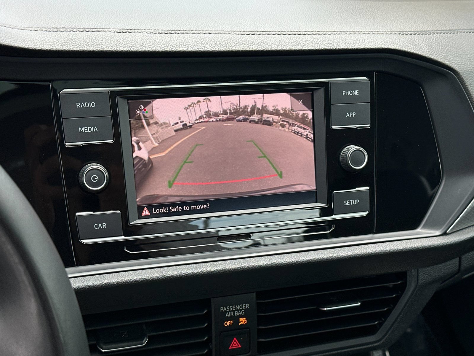 Used 2019 Volkswagen Jetta SE FWD image 16