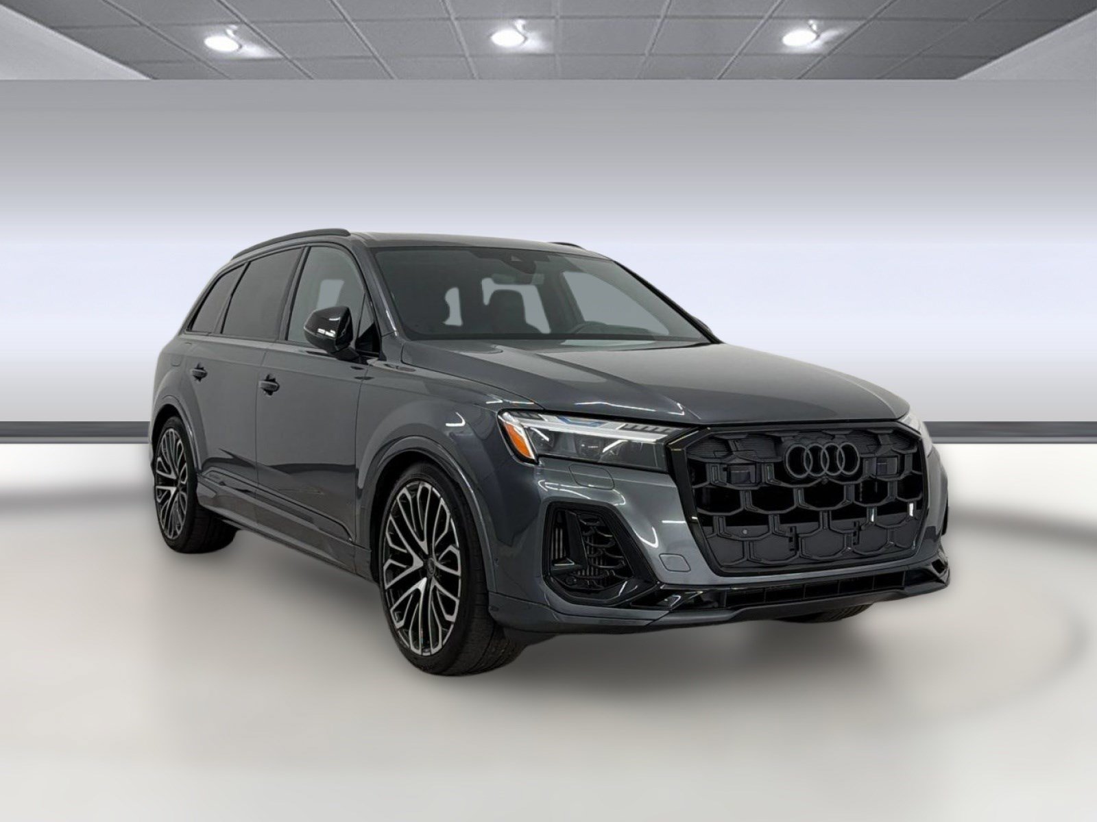Used 2025 Audi SQ7 Prestige AWD/4WD image 7