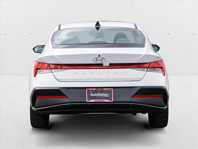 New 2025 Hyundai Elantra SEL image 6