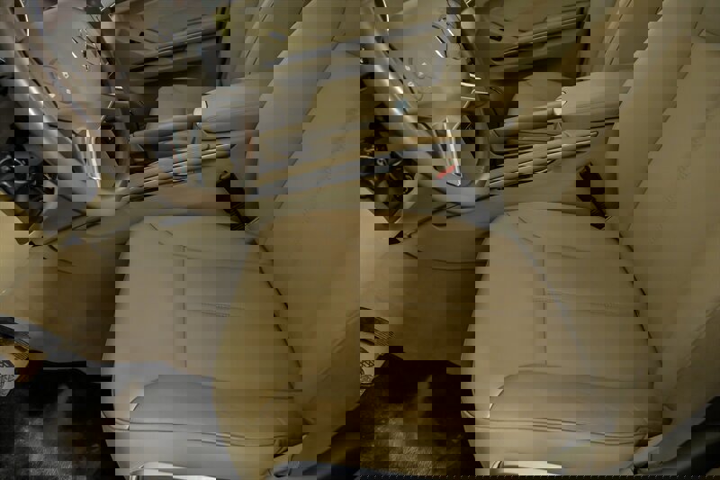 Used 2012 Mercedes-Benz GL 450 4MATIC image 17