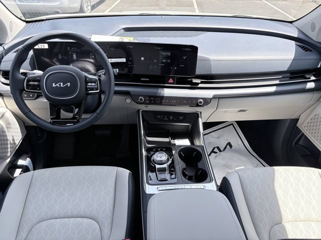 New 2026 Kia Carnival EX FWD image 7