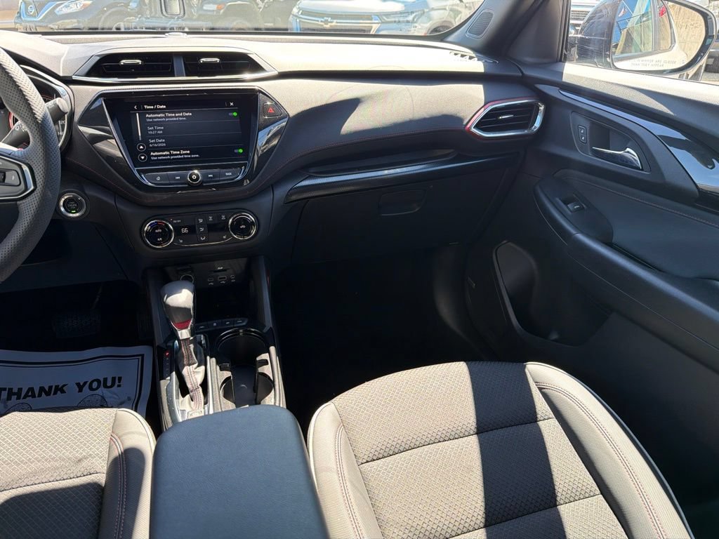 Used 2023 Chevrolet TrailBlazer RS w/ Technology Package AWD/4WD image 22
