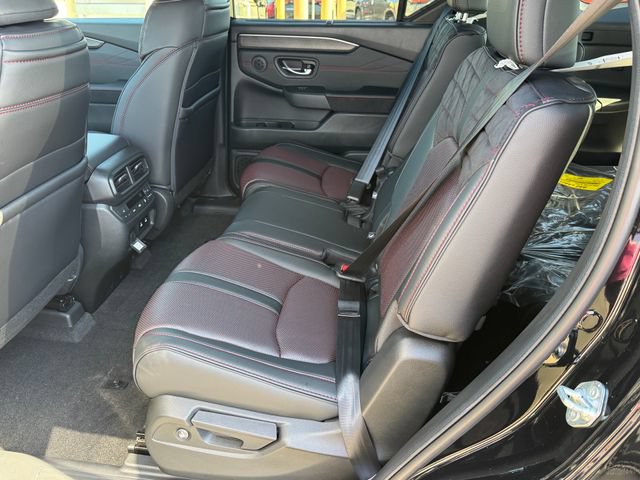 New 2026 Honda Pilot Black Edition image 16