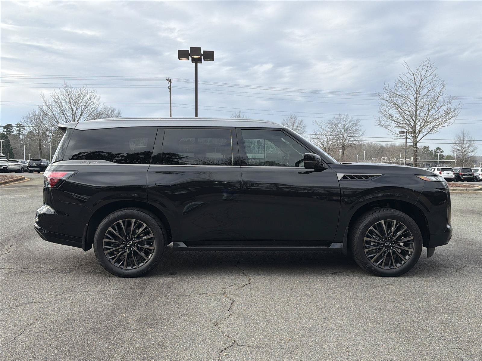 Used 2026 INFINITI QX80 Autograph w/ Premium Cargo Package AWD/4WD image 33