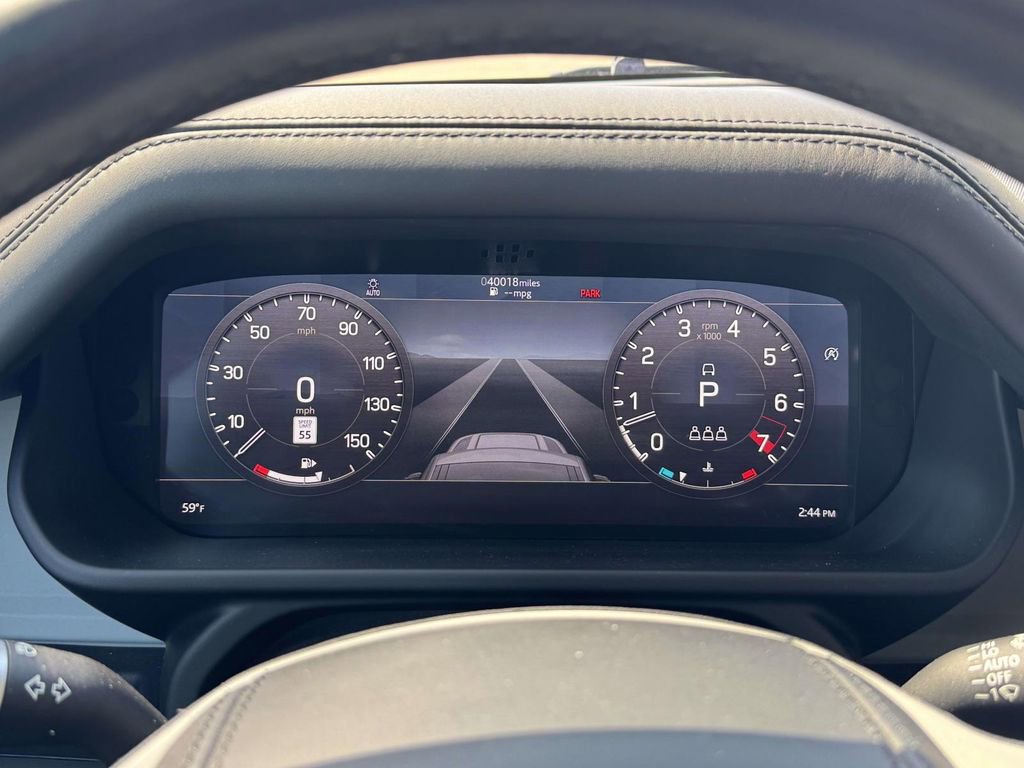 Used 2020 Land Rover Defender 110 SE image 21