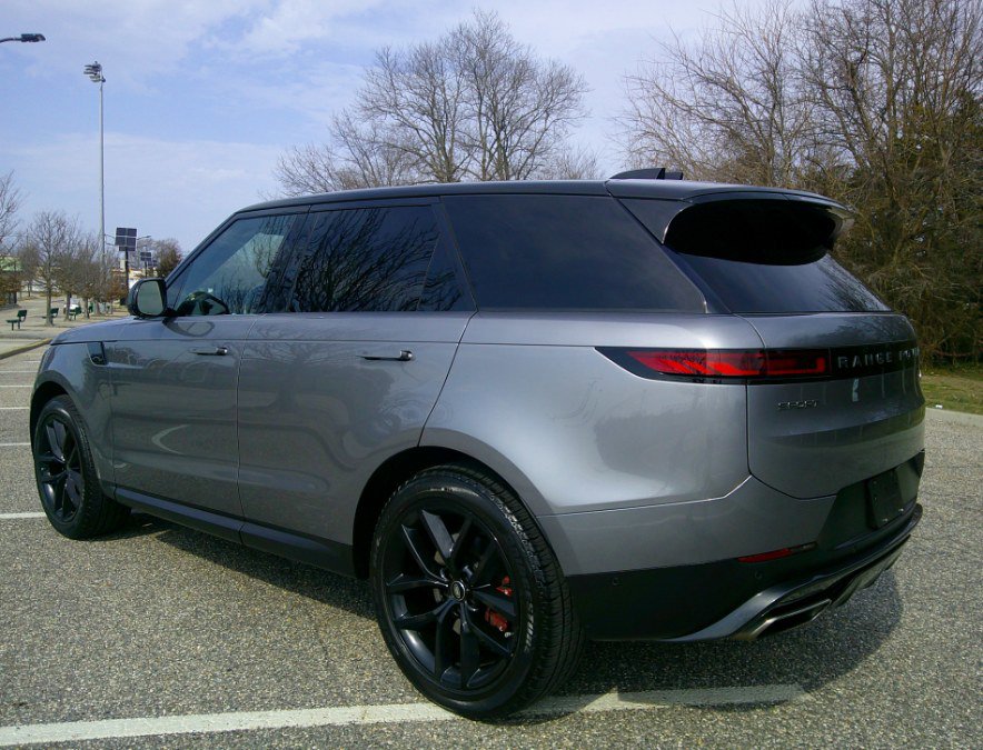 Used 2023 Land Rover Range Rover Sport SE image 6