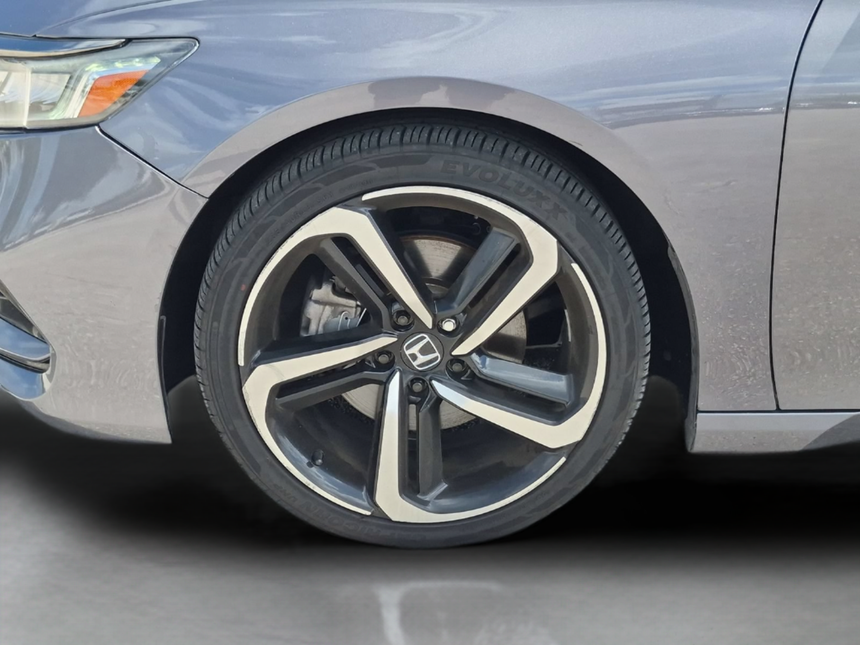 Used 2020 Honda Accord Sport image 29