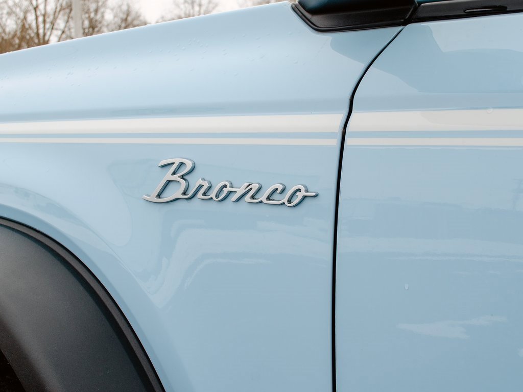 Used 2023 Ford Bronco Heritage Edition image 8