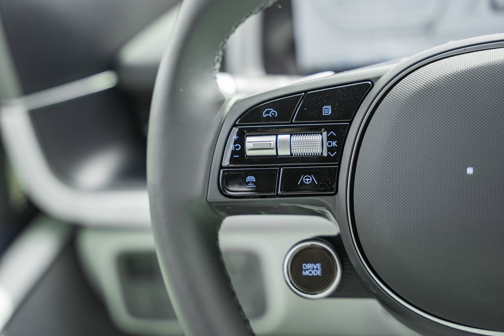 New 2024 Hyundai Ioniq 6 Limited image 29