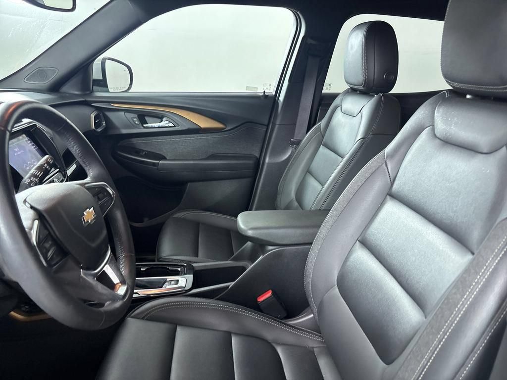 Used 2021 Chevrolet TrailBlazer ACTIV w/ Convenience Package FWD image 28