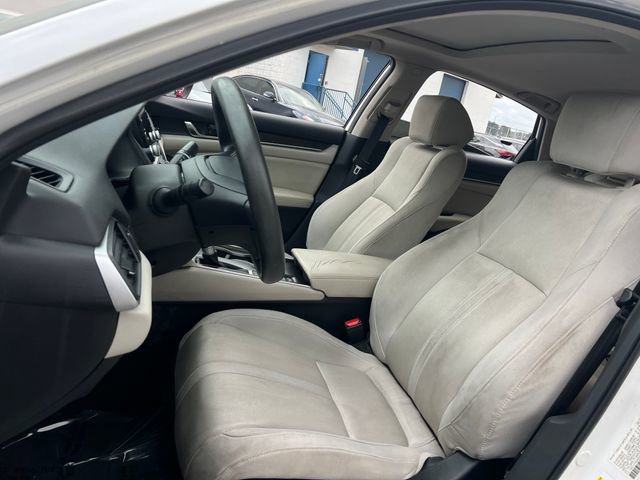 Used 2018 Honda Accord EX image 13
