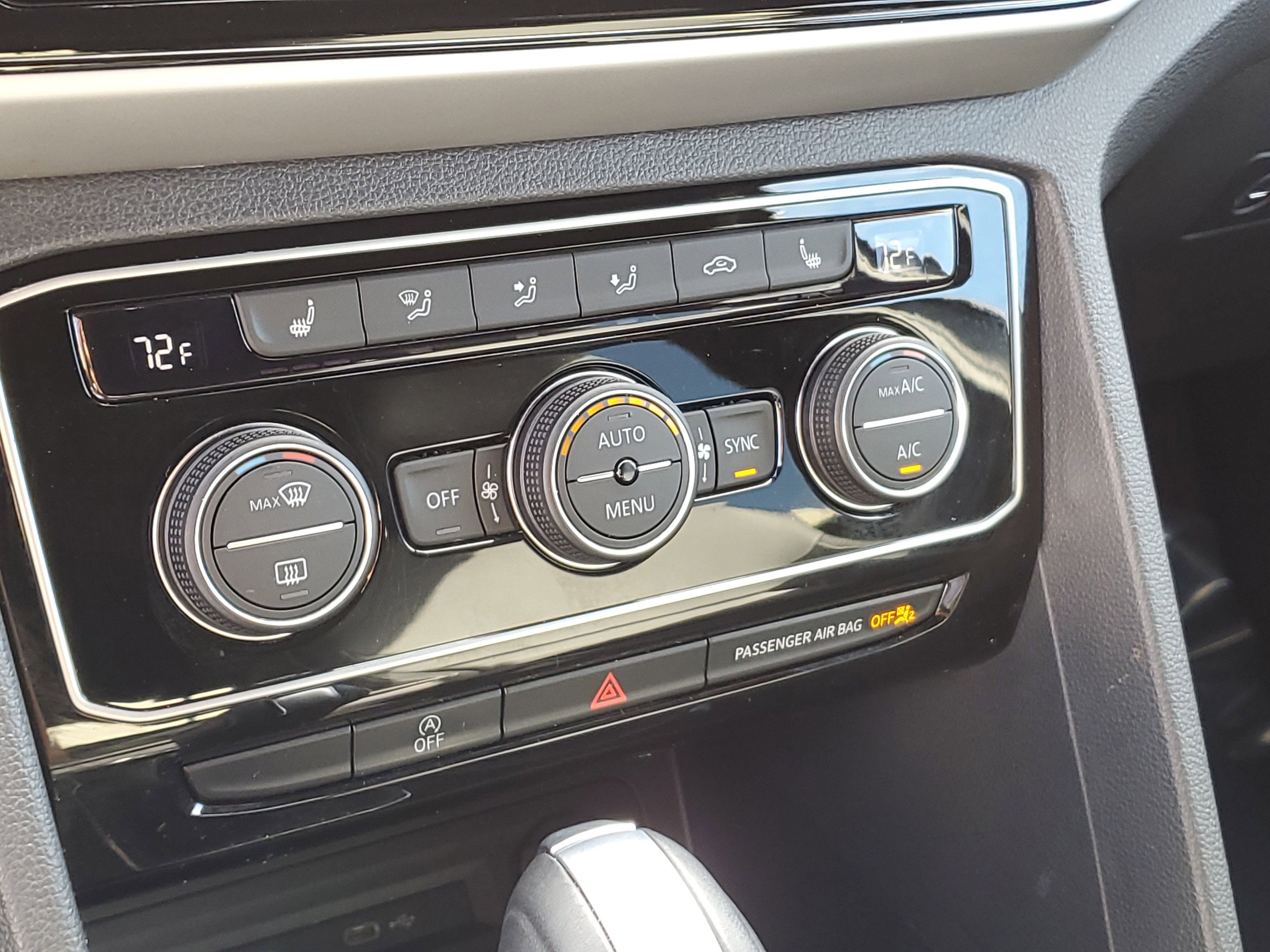 Used 2023 Volkswagen Atlas Cross Sport SEL image 25