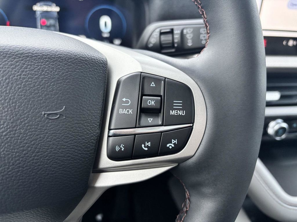 New 2026 Ford Explorer Active w/ Active Comfort Package image 27