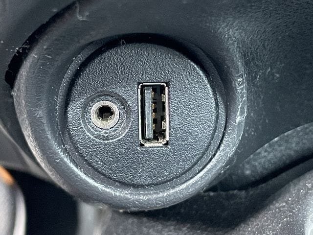 Used 2017 Nissan Juke S FWD image 19