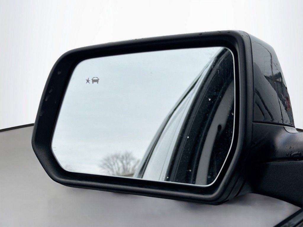 Used 2021 Chevrolet Traverse RS image 29