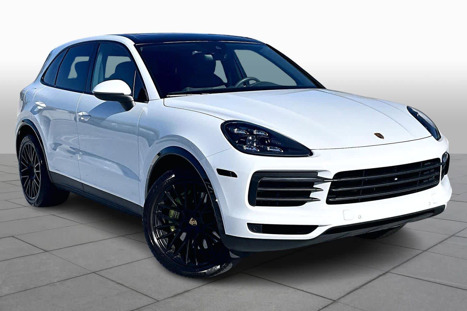 Used 2022 Porsche Cayenne AWD/4WD image 3