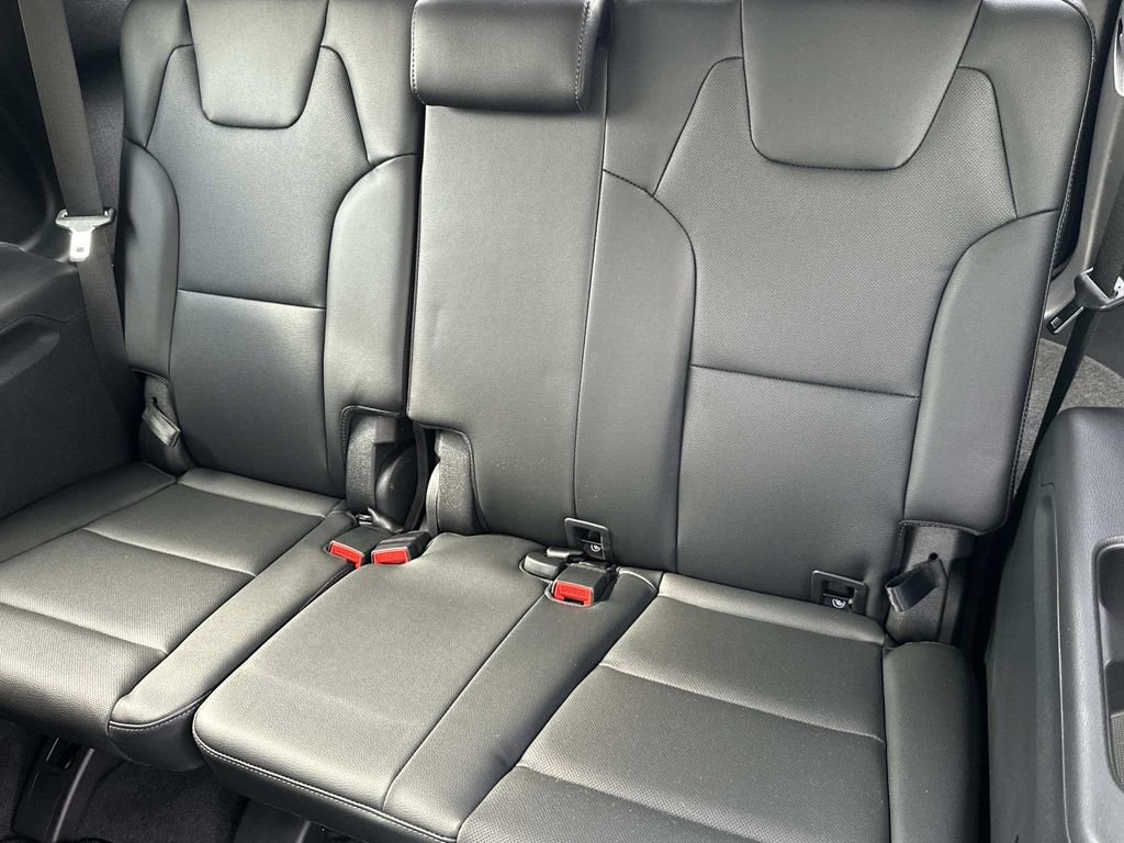 Used 2025 Kia Telluride SX w/ SX Captain's Chair Package image 18