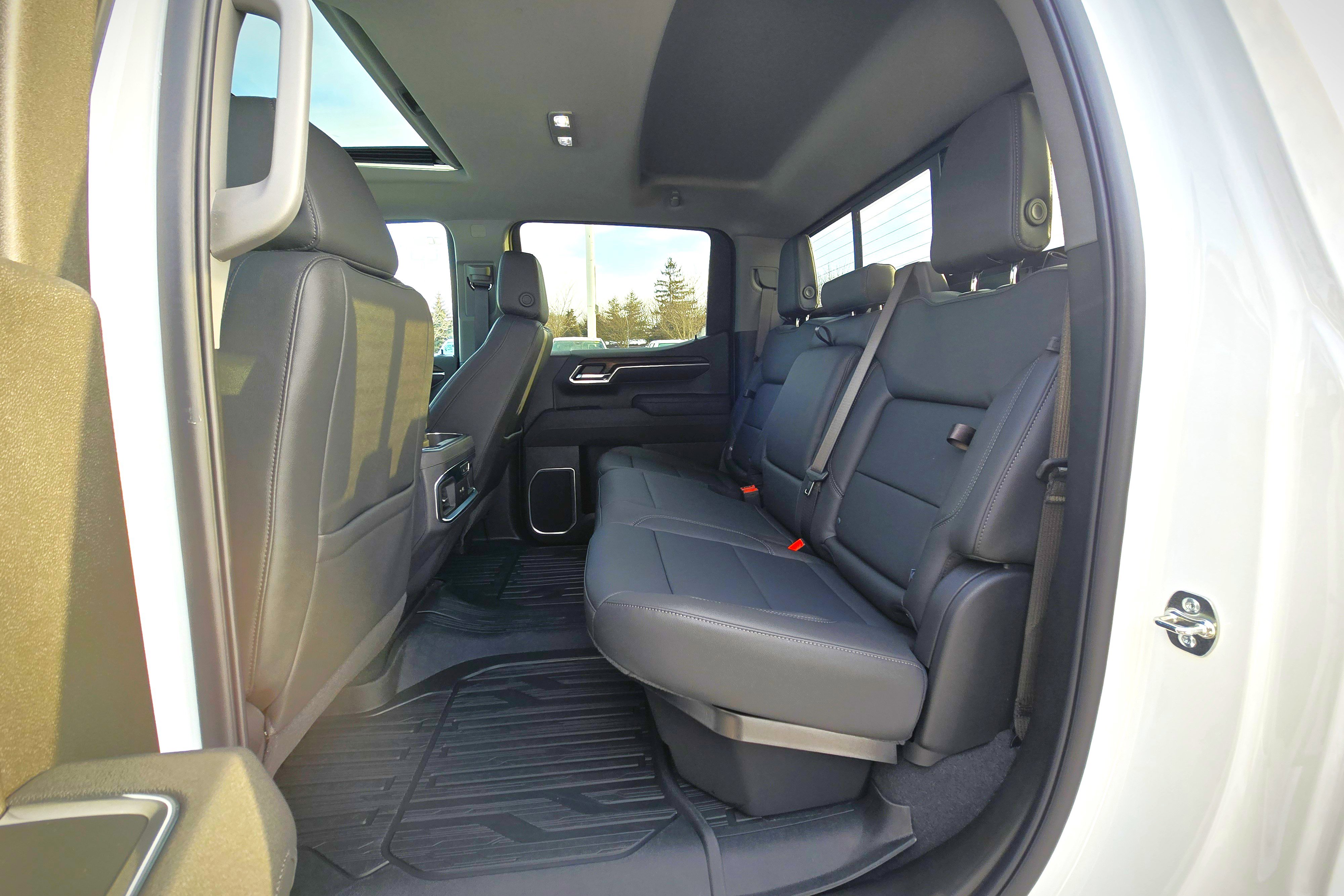 New 2026 GMC Sierra 1500 SLT w/ SLT Premium Plus Package image 13