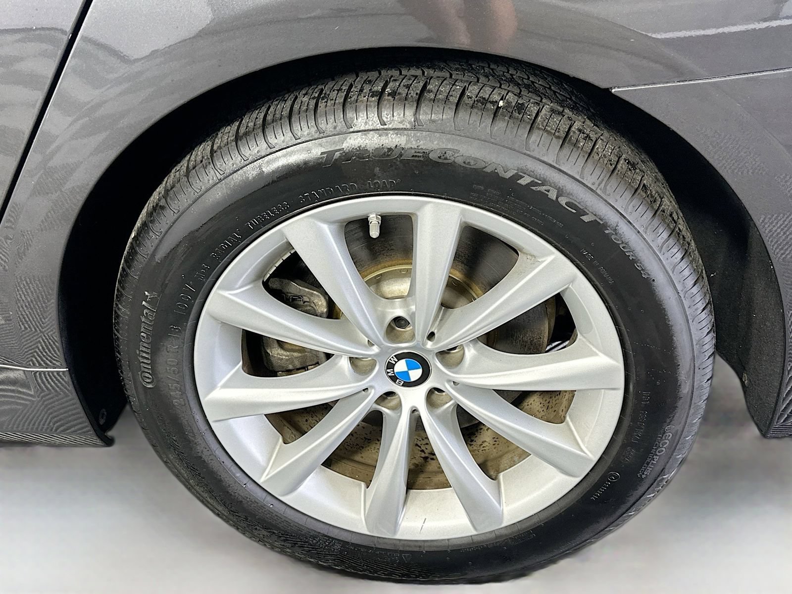 Used 2019 BMW 740i xDrive AWD/4WD image 32