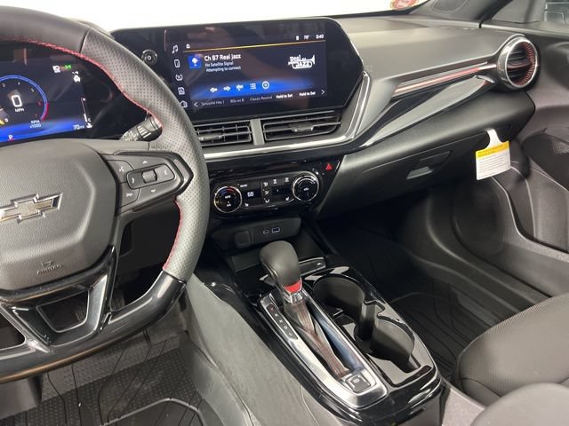 New 2026 Chevrolet Trax RS w/ Driver Confidence Package FWD image 24